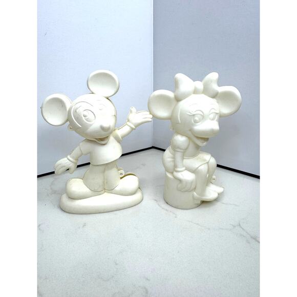 1972 Wilton Sugar Molds #8 Mickey Minnie Donald Pluto Goofy Dumbo et al - Picture 7 of 10